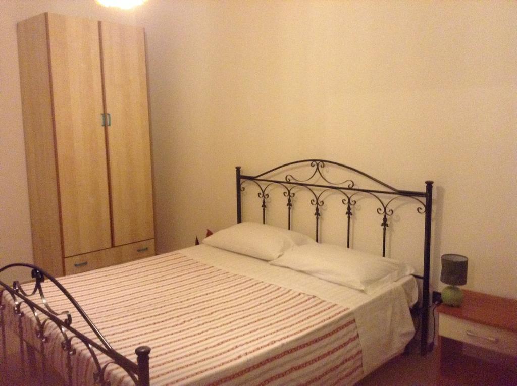 דירות סירקוזה Casa Archimede חדר תמונה